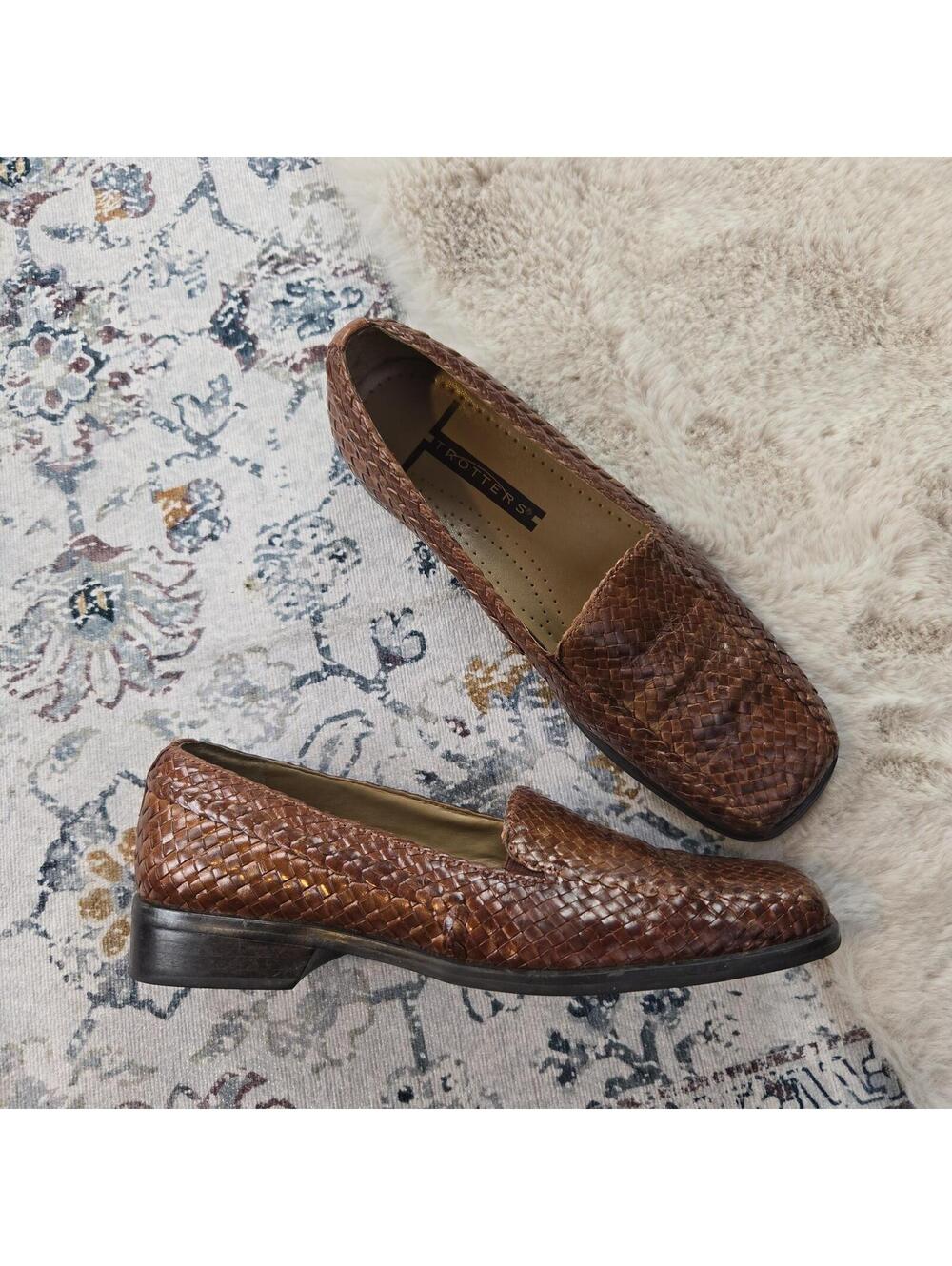 Trotters Lori Women’s Brown Woven Leather Slip-On Loafer Shoe Women US 5M